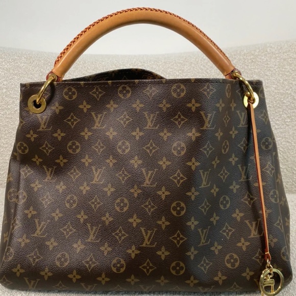 Authentic Louis Vuitton Artsy MM bag Monogram - Picture 5 of 16